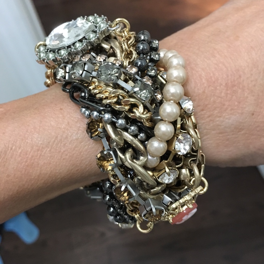 Fashion chunky bracelet.